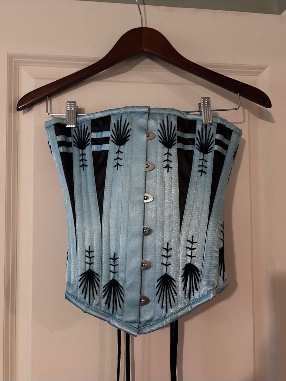 Violet vixen laced corset light blue satin black embroidery steel bone corset